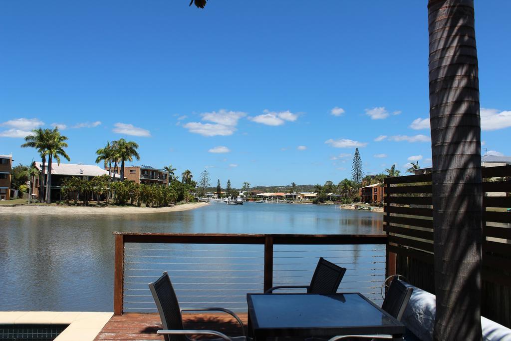 Saltwater Villas - Pet Friendly Accommodation Mooloolaba Exterior photo