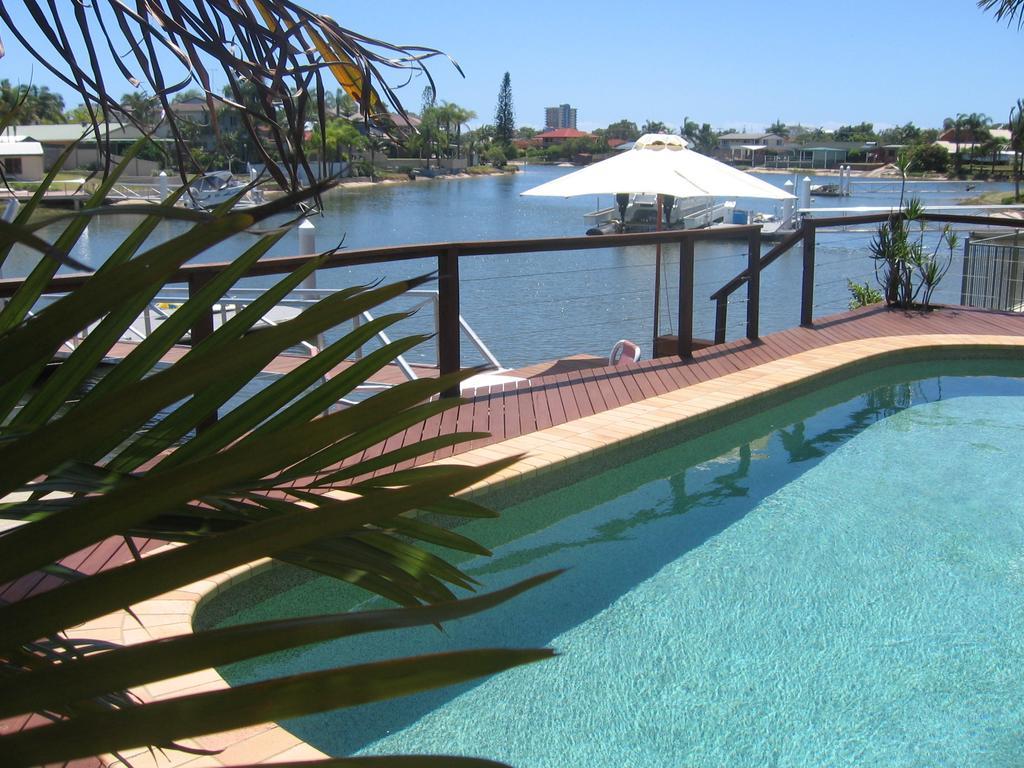 Saltwater Villas - Pet Friendly Accommodation Mooloolaba Exterior photo