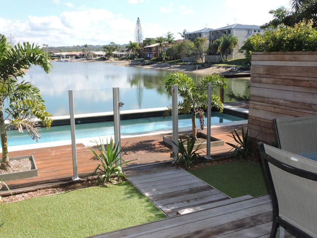 Saltwater Villas - Pet Friendly Accommodation Mooloolaba Exterior photo