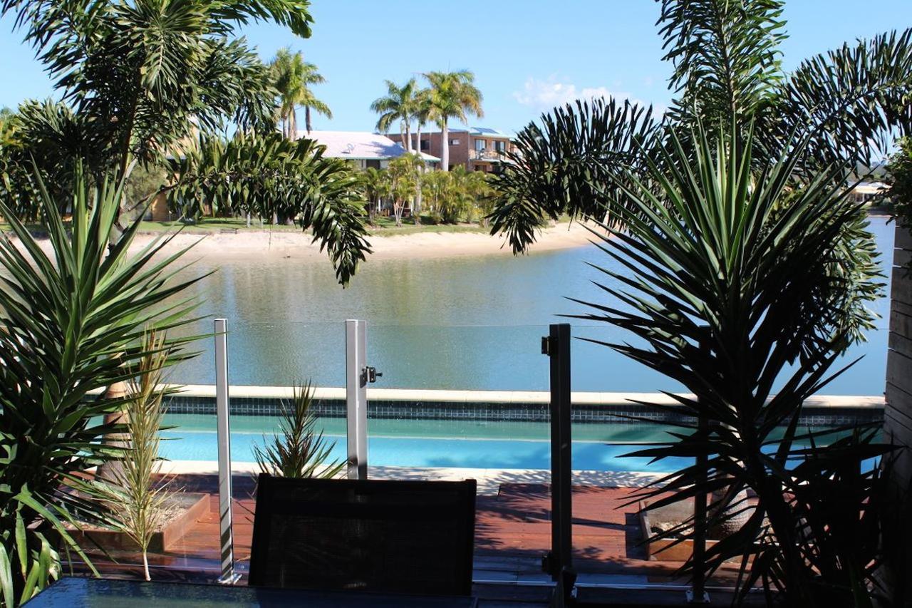 Saltwater Villas - Pet Friendly Accommodation Mooloolaba Exterior photo