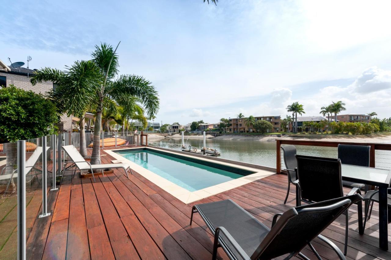 Saltwater Villas - Pet Friendly Accommodation Mooloolaba Exterior photo