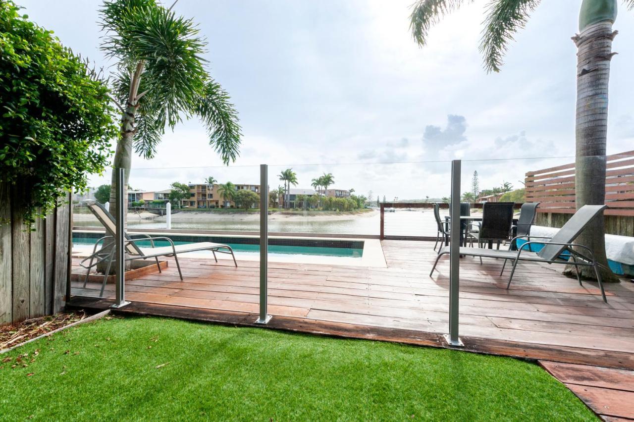 Saltwater Villas - Pet Friendly Accommodation Mooloolaba Exterior photo