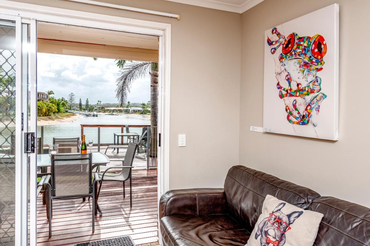 Saltwater Villas - Pet Friendly Accommodation Mooloolaba Exterior photo